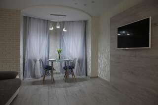 Апартаменты DayNight Apartments on Generala Beloborodova Витебск Апартаменты-9