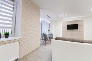 Апартаменты DayNight Apartments on Generala Beloborodova Витебск Апартаменты-14