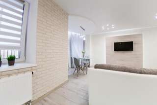 Апартаменты DayNight Apartments on Generala Beloborodova Витебск Апартаменты-27