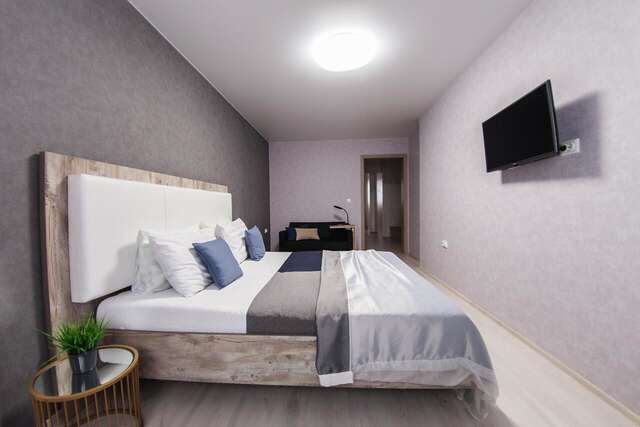 Апартаменты DayNight Apartments on Generala Beloborodova Витебск-7